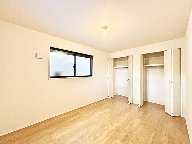 爽やかな日差しがお部屋全体を優しく包み込んでくれます