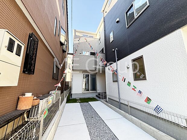 溢れる陽光でご家族の笑顔も輝く