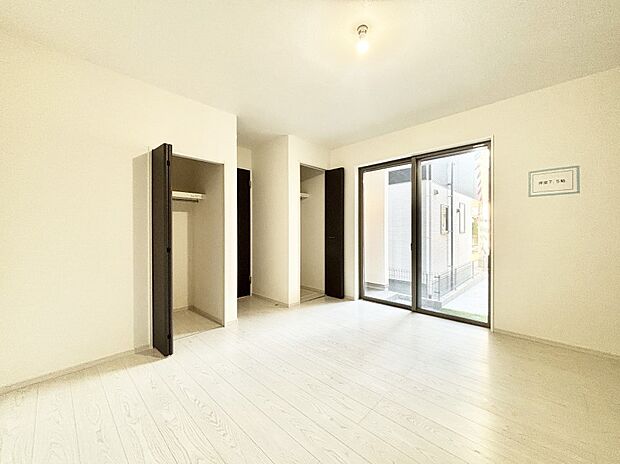 全居室2面採光＆クローゼット付きです