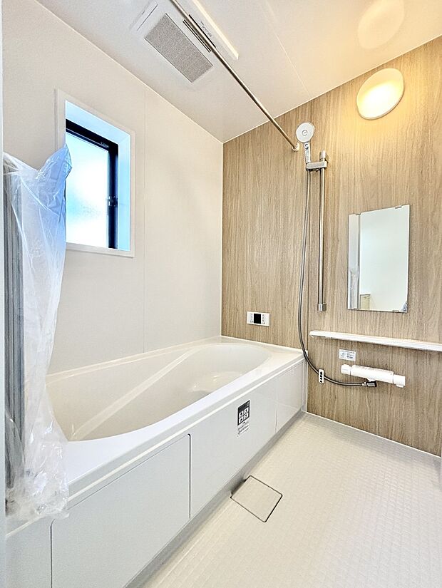 一日の疲れを癒やす大切なバスタイム。ゆっくりとお風呂を楽しんで疲れをとりたいですね!