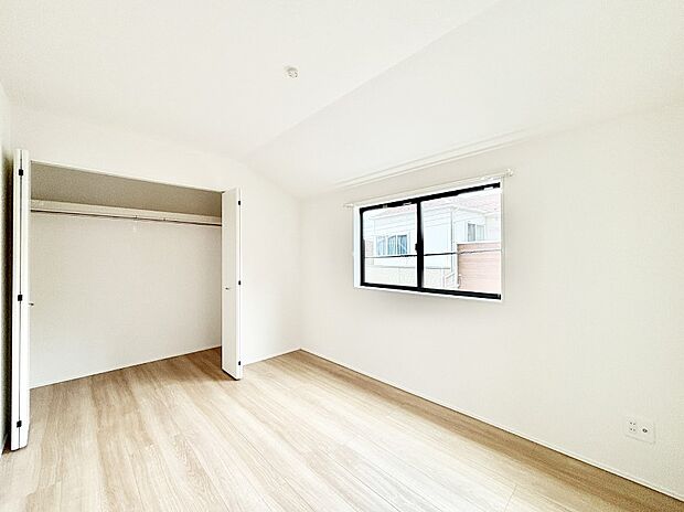 収納が充実しているので居住スペースを広々使えます