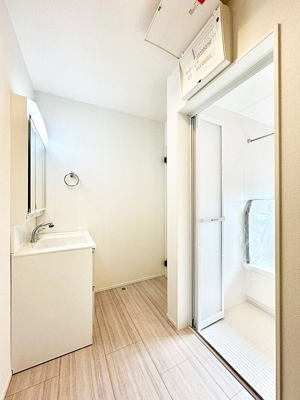 広々とゆとりのあるランドリースペース