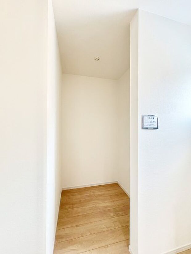 広々とゆとりのあるランドリースペース