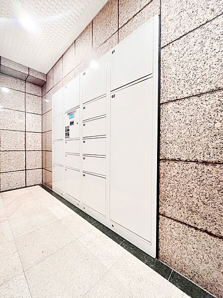 留守時のお荷物の受け取りもできる宅配ボックス
