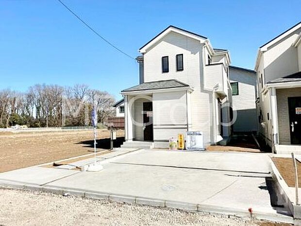 洗練された外観、上質な住空間が広がる室内は永く安心して過ごせる住居です。