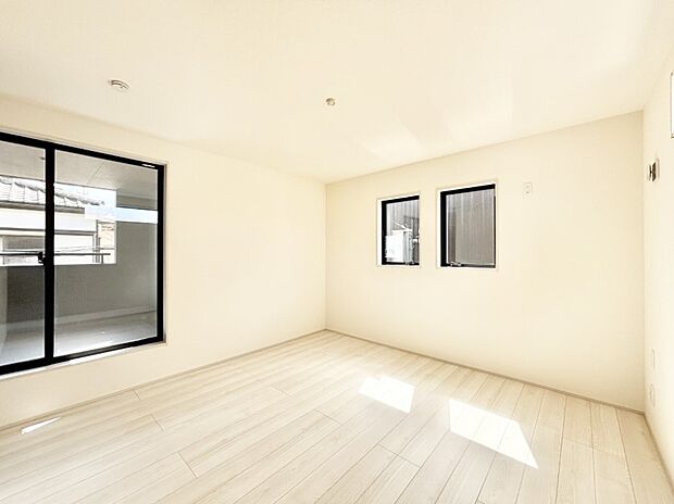 2面採光を確保した明るい空間。家族みんなが快適な暮らしを実現する設計です。