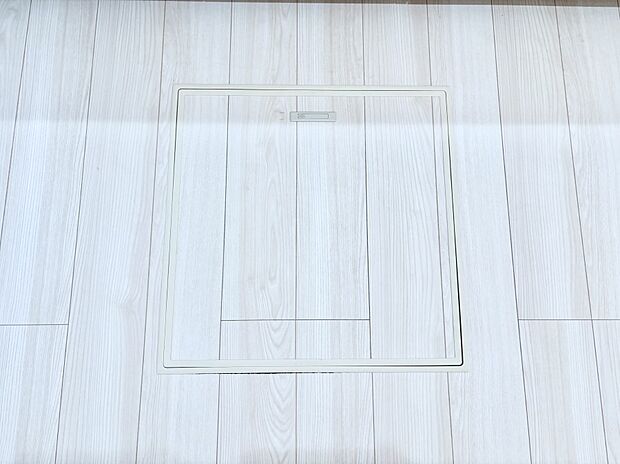 床下収納付き!日用品・非常用品の収納にも大活躍。