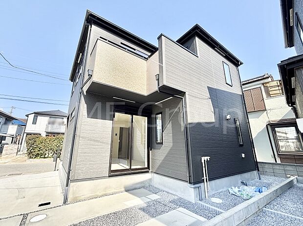 上質感あふれる外観デザイン。魅力の住まいを実現。