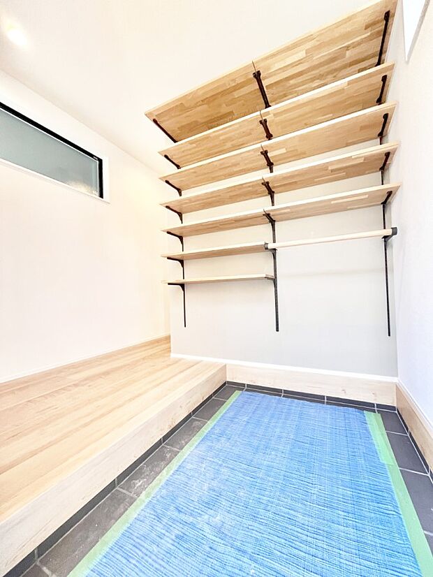 家族の帰宅やお客様をあたたかく迎える玄関