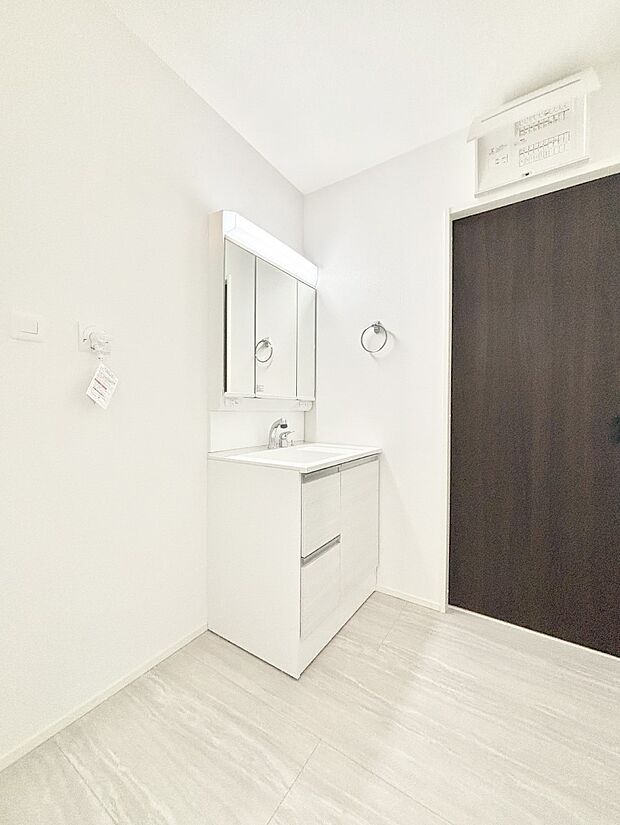 ゆとりのあるランドリースペース。