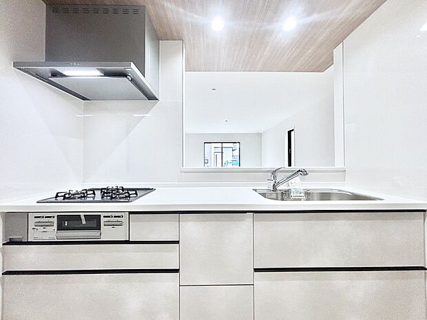 毎日使うキッチンだから、使いやすさ＆お手入れのしやすさにこだわりました。 