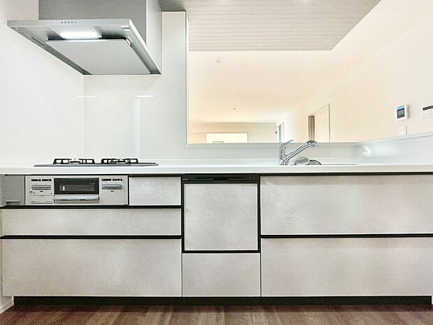 毎日使うキッチンだから、使いやすさ＆お手入れのしやすさにこだわりました。 