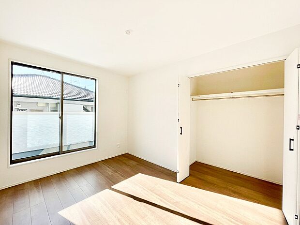 ナチュラルなフローリングはどんなインテリアにもマッチ。  