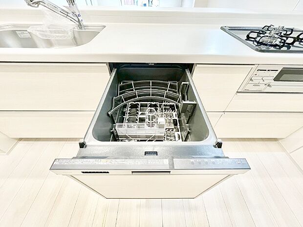 面倒なお片づけは食洗機にお任せ!家事の負担が減って、時間にも気持ちにもゆとりができます。