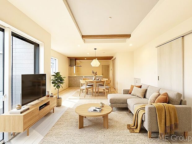 落ち着いた雰囲気のLDKは家族みんなの快適空間※家具はCGです