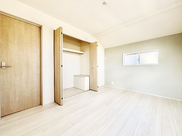 収納が充実しているので居住スペースを広々使えます