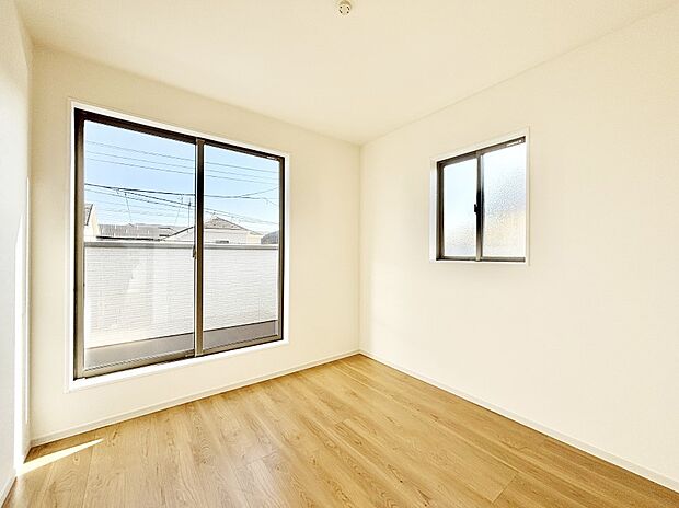 爽やかな日差しがお部屋全体を優しく包み込んでくれます