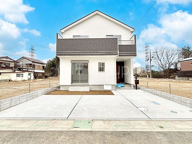 洗練された外観、上質な住空間が広がる室内は永く安心して過ごせる住居です。 