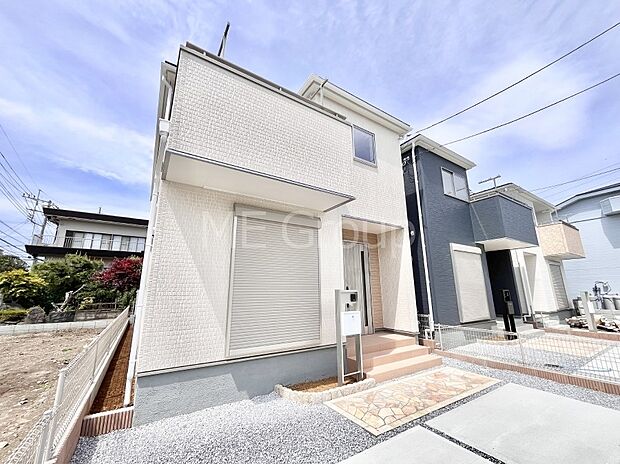 たっぷりの陽光と心地よい風が舞い込む住まい