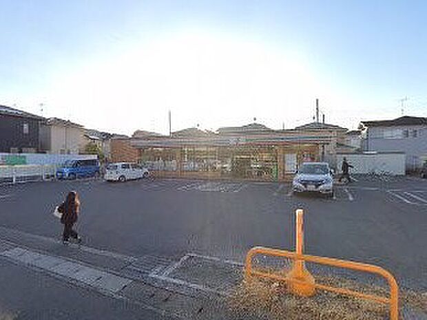 コンビニ 300m セブン-イレブン 春日部南2丁目店