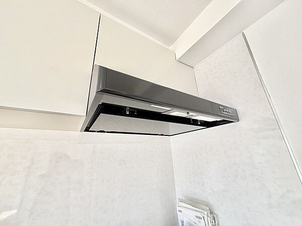 フラットタイプのレンジフードでお掃除ラクラク