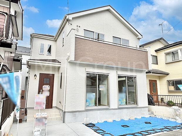 洗練された外観、上質な住空間が広がる室内は永く安心して過ごせる住居です。