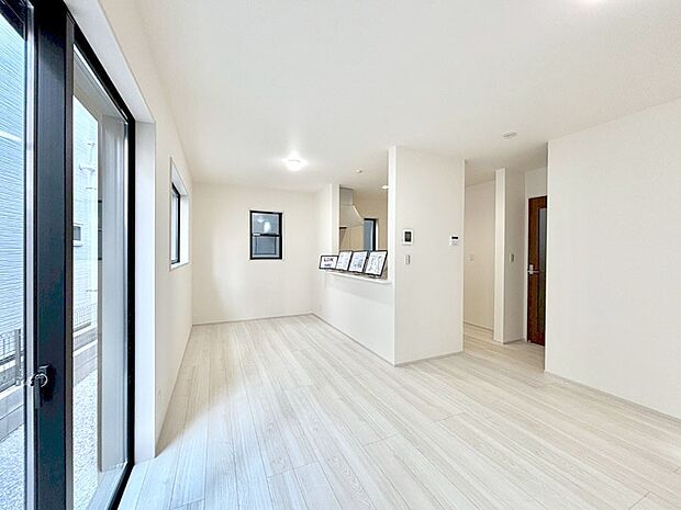 落ち着いた雰囲気のＬＤＫは家族みんなの快適空間  