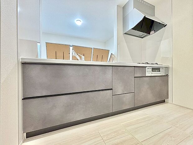 ゆとりあるキッチンではご家族と楽しくお料理ができます。