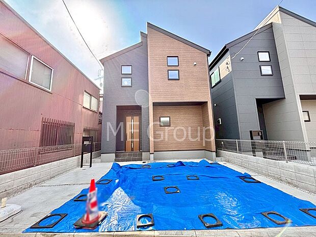 洗練された外観、上質な住空間が広がる室内は永く安心して過ごせる住居です。 