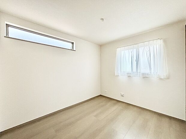 2面採光なので、明るく風通しも良く心地良い生活が送れます。