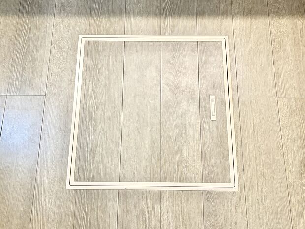 床下収納付き!日用品・非常用品の収納にも大活躍。