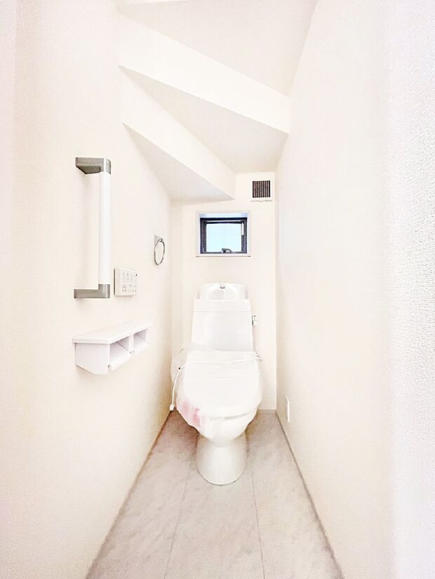 トイレは安心の2箇所！朝のバタバタも一安心です。