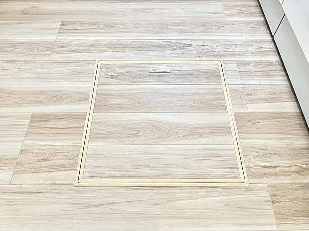 床下収納付き！日用品・非常用品の収納にも大活躍。