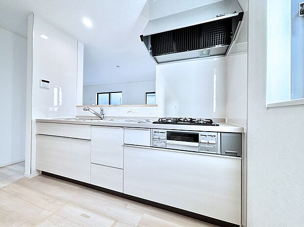 ゆとりあるキッチンではご家族と楽しくお料理ができます。