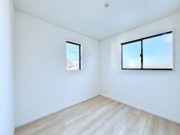 2面採光を確保した明るい空間。家族みんなが快適な暮らしを実現する設計です。