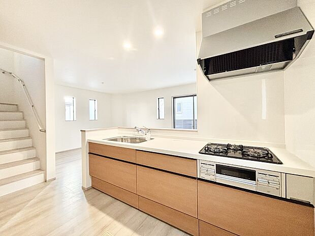 毎日使うキッチンだから、使いやすさ&お手入れのしやすさにこだわりました。