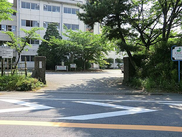 中学校 960m 熊谷市立荒川中学校