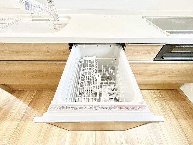 面倒なお片づけは食洗機にお任せ!家事の負担が減って、時間にも気持ちにもゆとりができます。