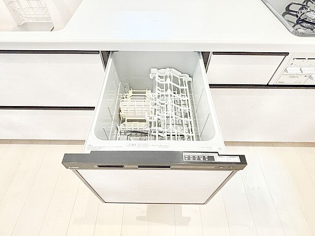 面倒なお片づけは食洗機にお任せ!家事の負担が減って、時間にも気持ちにもゆとりができます。