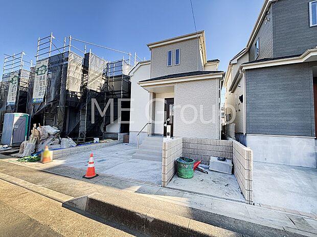 溢れる陽光でご家族の笑顔も輝く