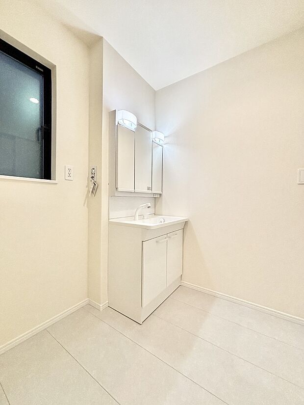 お子さんがうがい、手洗いも喜んでしてくれそうな洗面所!