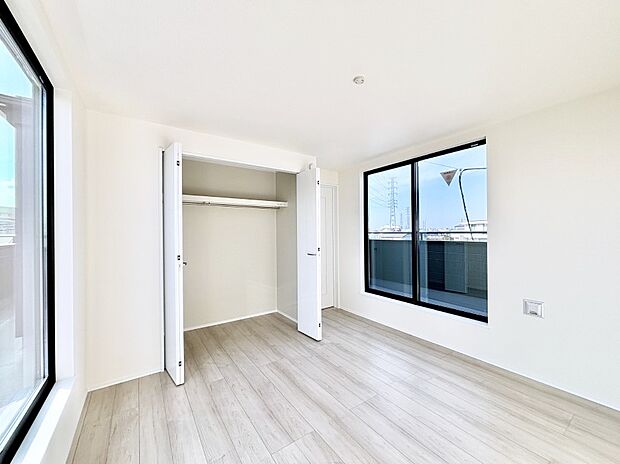 子供部屋にもおすすめな収納スペースたっぷりの居室