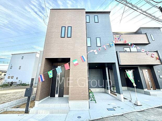 洗練された外観、上質な住空間が広がる室内は永く安心して過ごせる住居です。