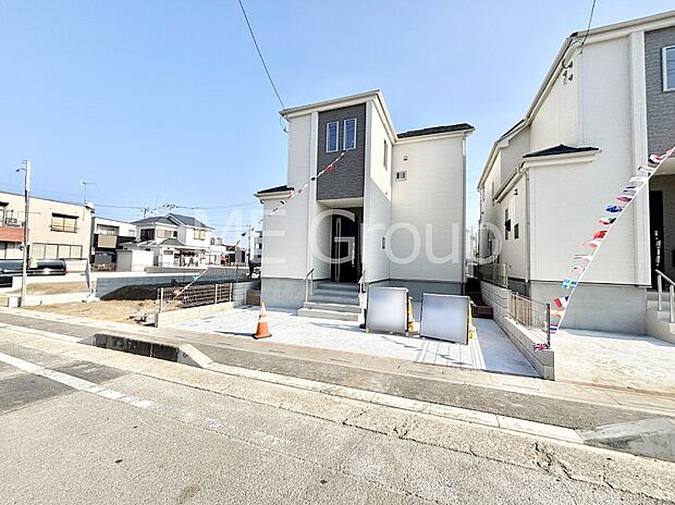 溢れる陽光でご家族の笑顔も輝く