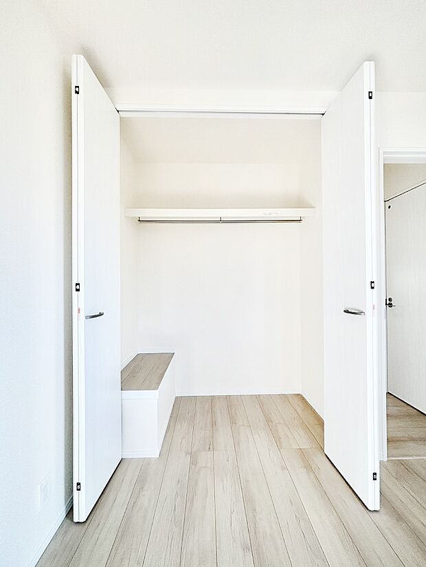 たっぷりの収納スペースで快適に暮らせそう