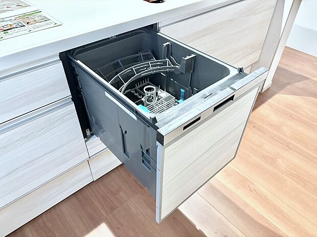 面倒なお片づけは食洗機にお任せ!家事の負担が減って、時間にも気持ちにもゆとりができます。