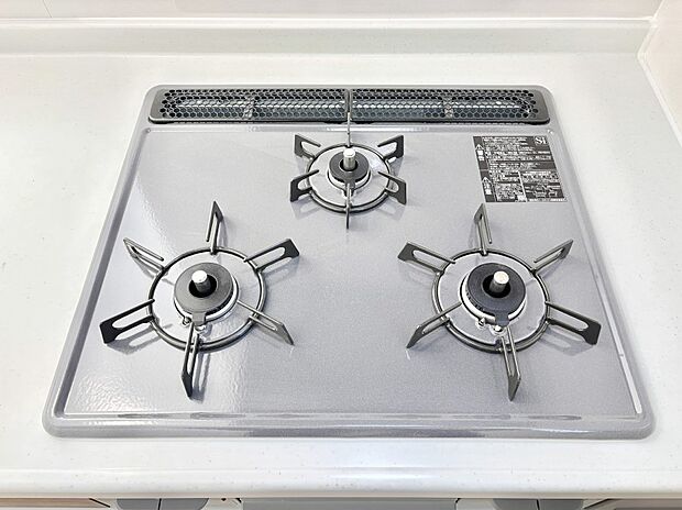 三口ガスコンロでお料理が一気にはかどりそう  　