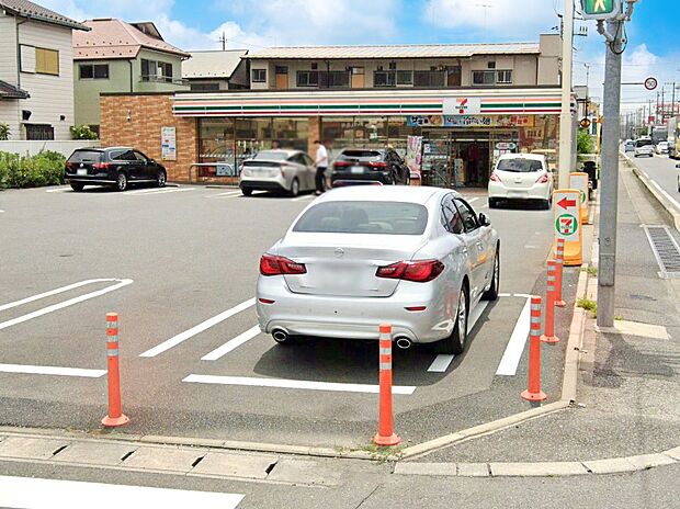 コンビニ 300m セブン-イレブン 馬橋栄町西店