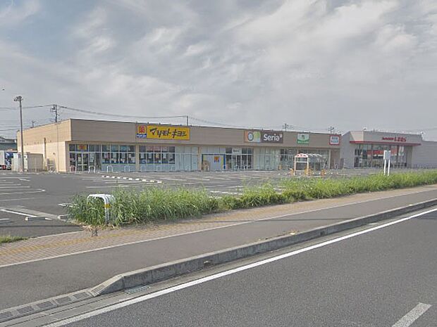 ショッピングセンター 2300m ピアシティ越谷大袋