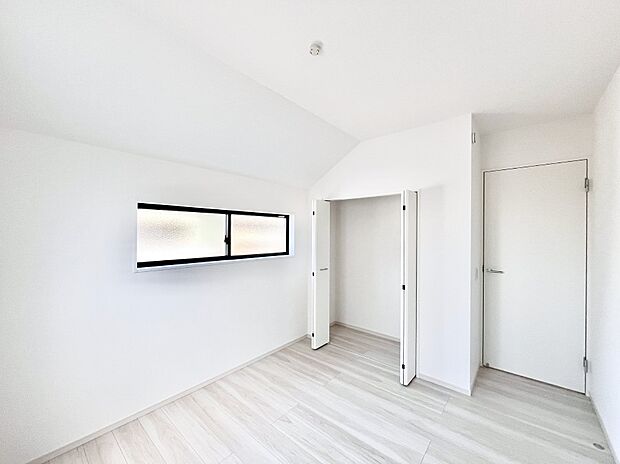 子供部屋にもおすすめな収納スペースたっぷりの居室